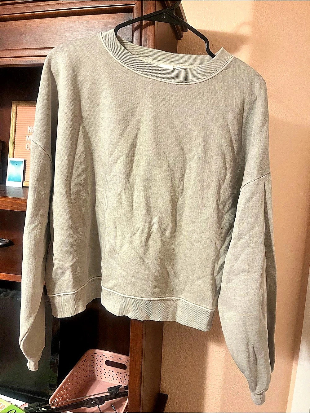 Gap Crewneck